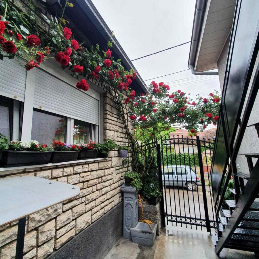 Fortress Apartments Ni מראה חיצוני תמונה